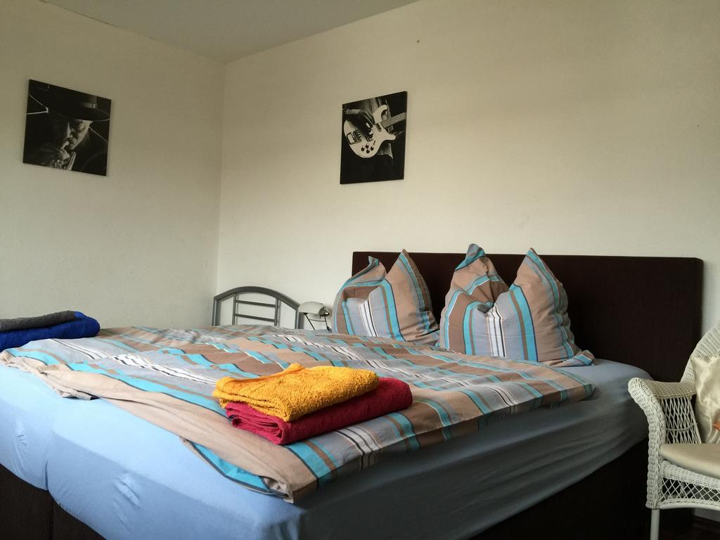 Gästehaus Peterhoff Birresdorf Zimmer foto